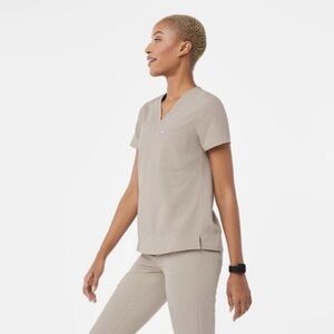 Figs Women's Short Sleeve Top - Beige